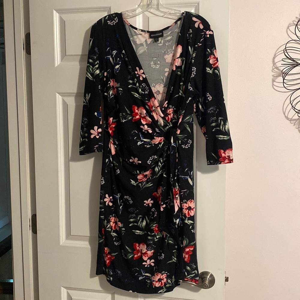 Floral, wrap illusion, dress by Nina Leonard. XL.